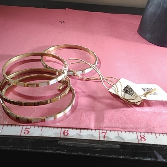 Jewelry -  8 for 25 sale 4 bracelet bag 82